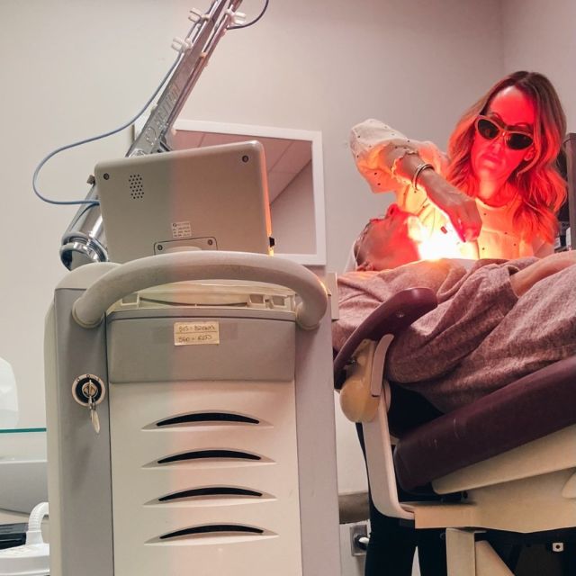 𝑻𝒖𝒓𝒏 𝒃𝒂𝒄𝒌 𝒕𝒉𝒆 𝒄𝒍𝒐𝒄𝒌.

The Forever Young BBL reverses aging, treats sun damage, rosacea, acne and dull complexion.

Both Forever Young and traditional BBL treatments work to make skin look younger and clearer, and our licensed aestheticians are happy to assess your skin and determine whether either would suit your goals. 

Some redness, swelling, and occasionally the sensation of having a sunburn are common side effects, but they typically resolve within a few hours. 

Book your appointment today: 515-277-5555.